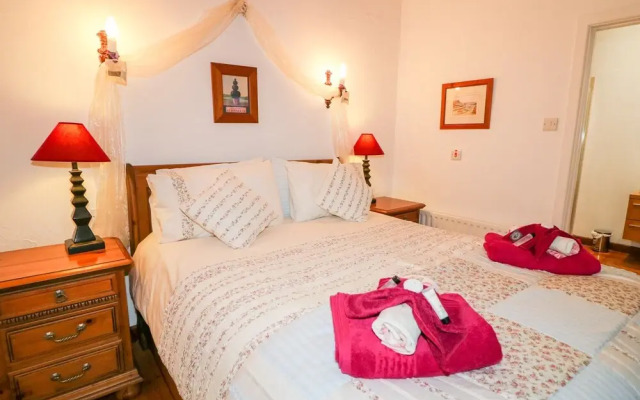 Woodleigh Cottage