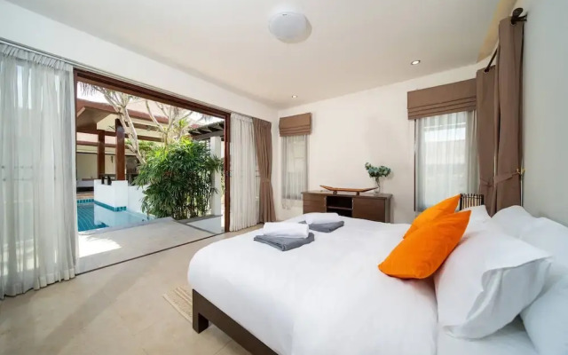 Spacious Private 4 BR Villa With a Working Office