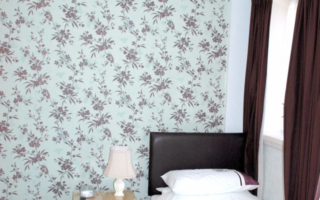 Athol Park Guest House