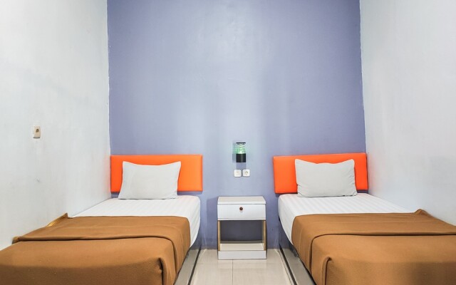 RedDoorz @ Hotel Bersaudara Bungo