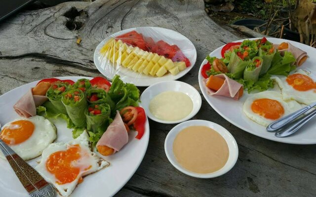 Pufa EngNam Lake Resort