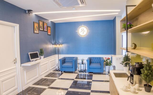 Redpine Boutique Hotel