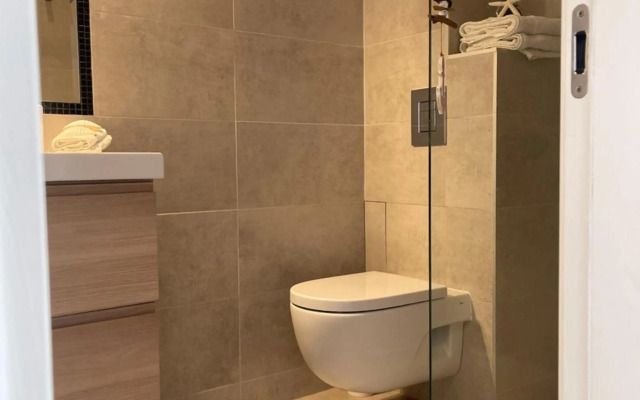 Luxury Central Apartment