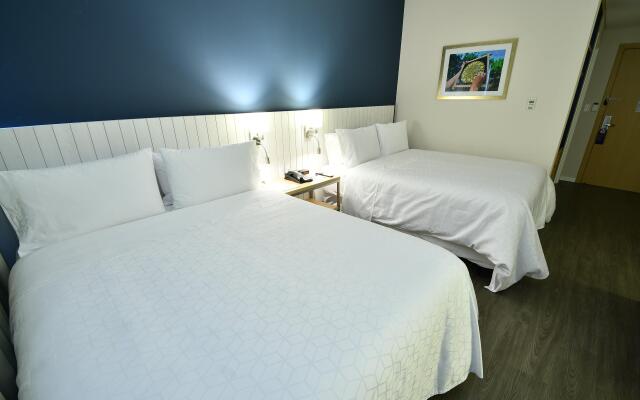 Holiday Inn Express Asuncion Aviadores by IHG