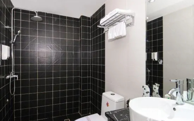 Haiheju Hotel (Beihai Beibuwan Square Old Street)