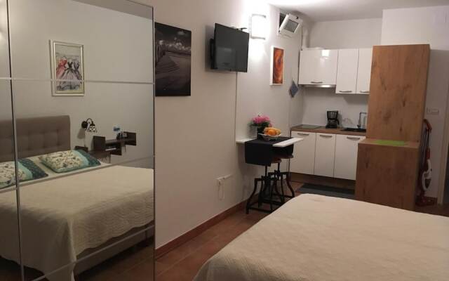 Goga Apartments