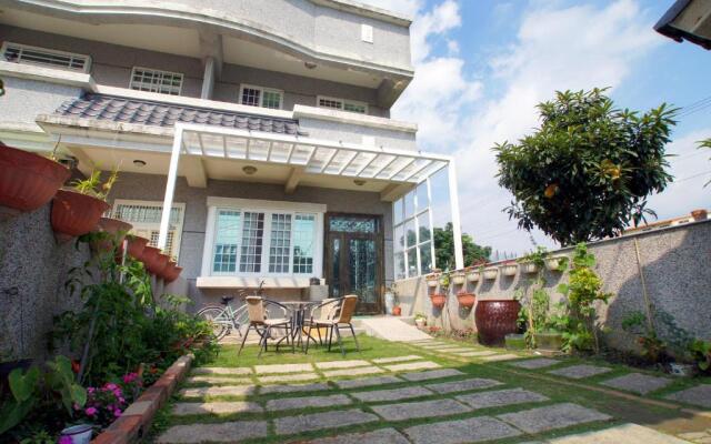 Vineyard Guest House