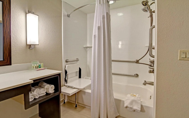 Holiday Inn Hotel & Suites Tupelo North by IHG