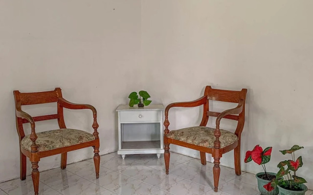 Carla Garden Villa