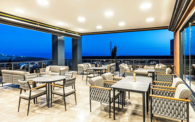 Golden Tulip Gebkim Kocaeli