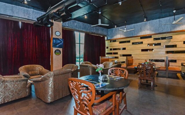 Country Club Pune By OYO Rooms