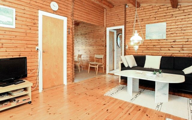 Eclectic Holiday Home in Dannemare With Barbecue