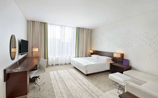 Hyatt Place Dubai Baniyas Square