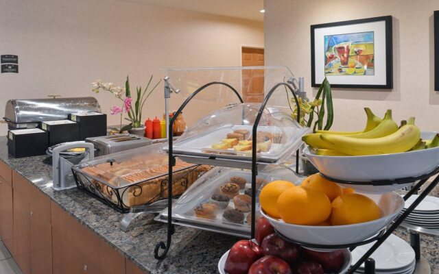 Staybridge Suites Calgary Airport by IHG