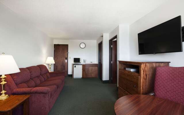 Super 8 by Wyndham Bowling Green