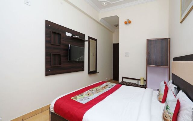 OYO 10334 Hotel Goyal INN