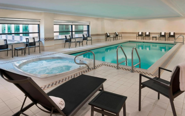 Residence Inn by Marriott Toronto Downtown / Entertainment District