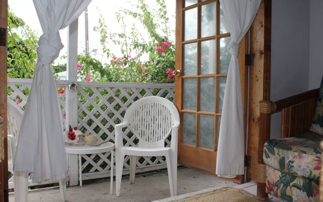 Tingum Village Hotel