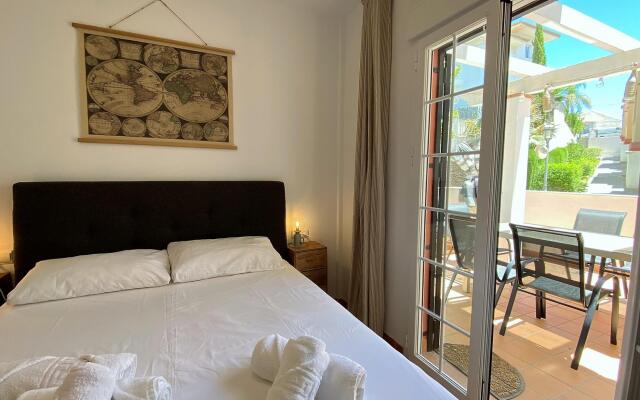 Azahara En Suite Casasol