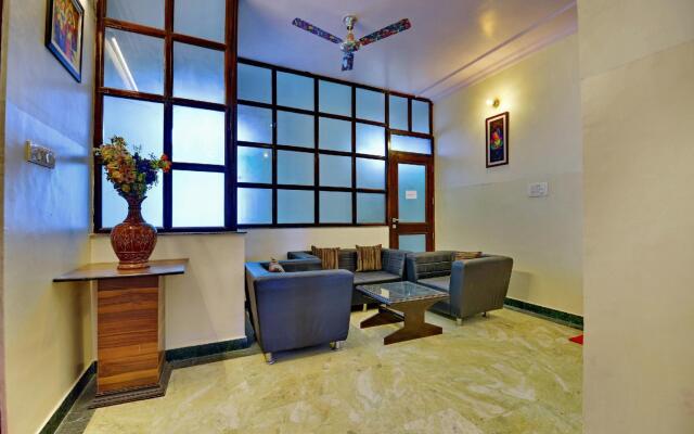 OYO 352 Hotel DRS 8586 Haveli