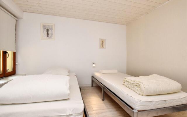 Fine Group House With Sauna Garden