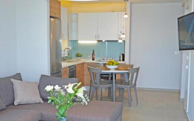 Sonja Beachfront Apartments