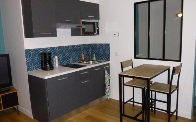 Appartement tout équipé avec piscine proche Stade OL et EUREXPO