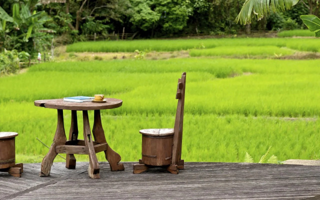 Hmong Hilltribe Lodge