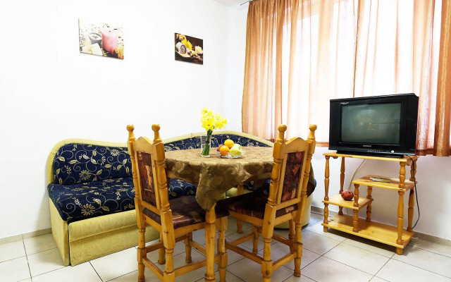 Samuil Apartments