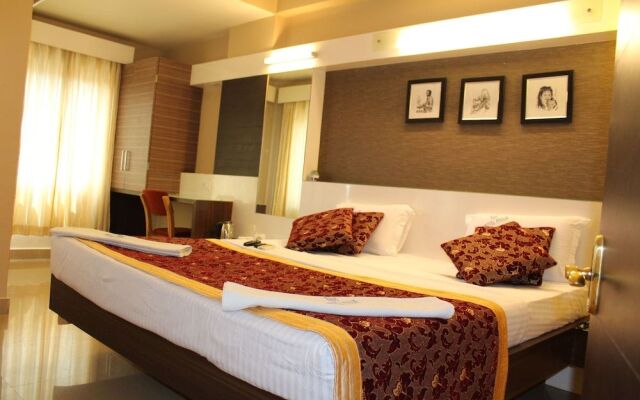 Hotel Pooja International