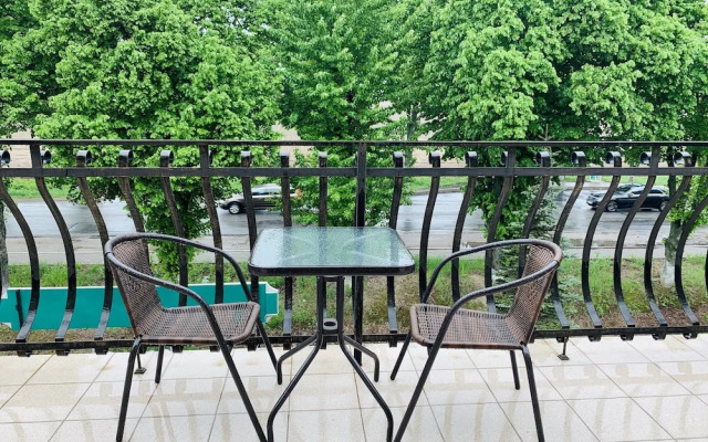 Green  Villa