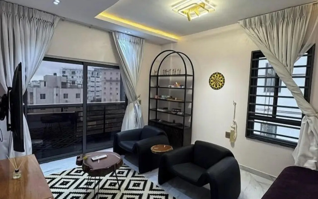 Shortlets Apartment by Tomi