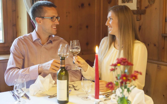 VALARA Alpine Art Hotel