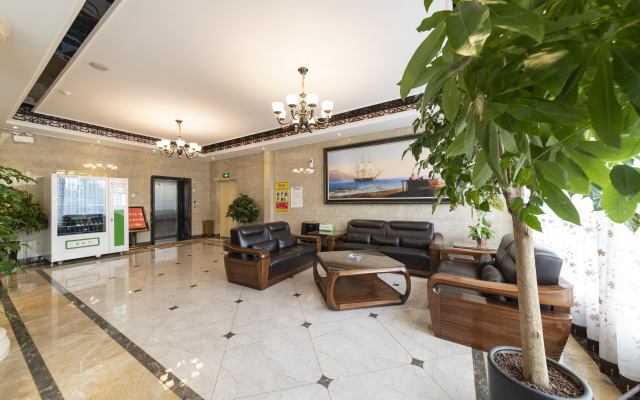 qingzhu Jinyue Hotel (Kuangshan Automobile Great World, Shanghai, Jinan)