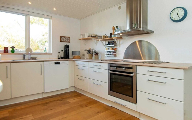 8 Person Holiday Home in Grenaa