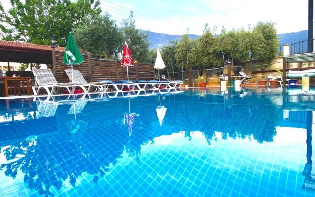 Dinc Otel