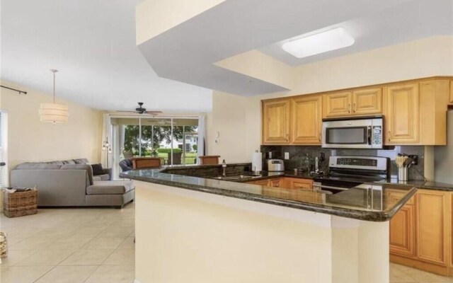 Carlton Lakes Cedar Springs #101