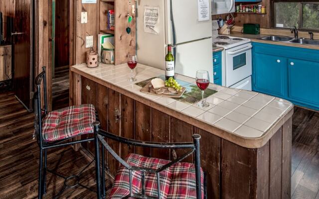 Cruthirds - Three Bedroom Cabin