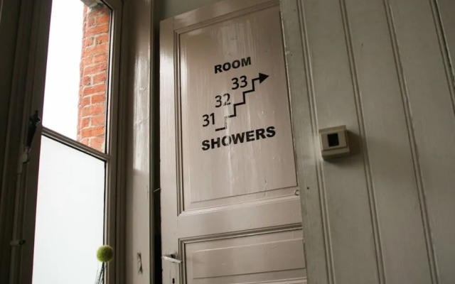 Hostel 28