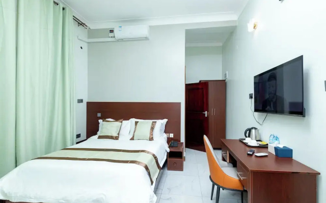 Ngabu Hotel