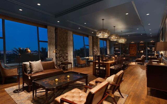 Claremont Resort & Club