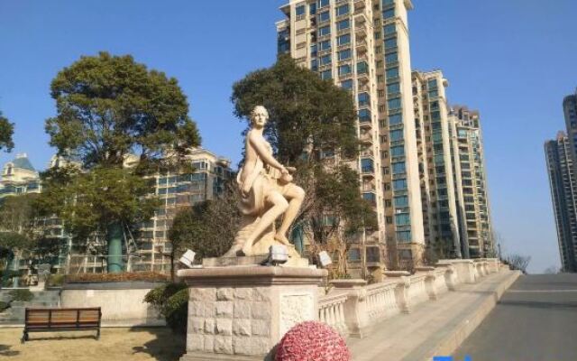 Qin'aida Holiday Apartment