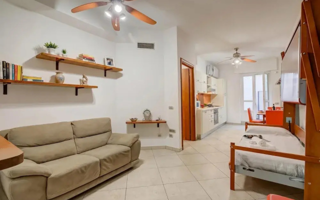 Verbena with parking 500m from the sea