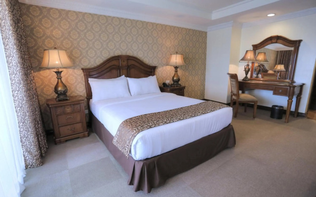 Villa Caceres Hotel