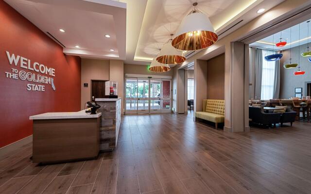 Hampton Inn & Suites Buena Park