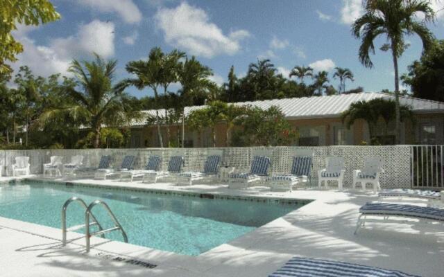 Marco Island Lakeside Inn