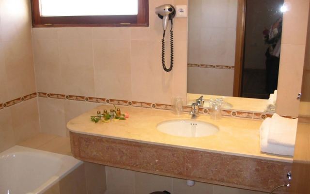 El Oumnia Puerto & Spa