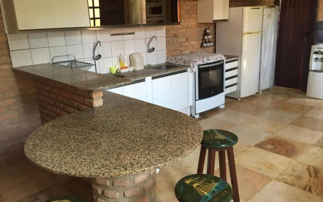 Mansão Macedo com Cozinheira