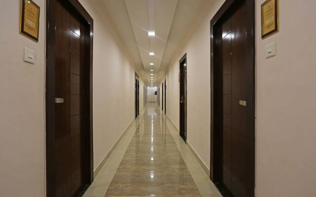 OYO 12652 Hotel Raj Mohan Palace
