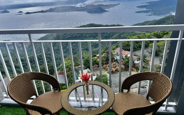 Rm503 Wind Tower 2 Condo Airbnb